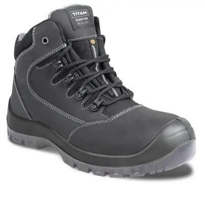 Titan Quantum Hiker